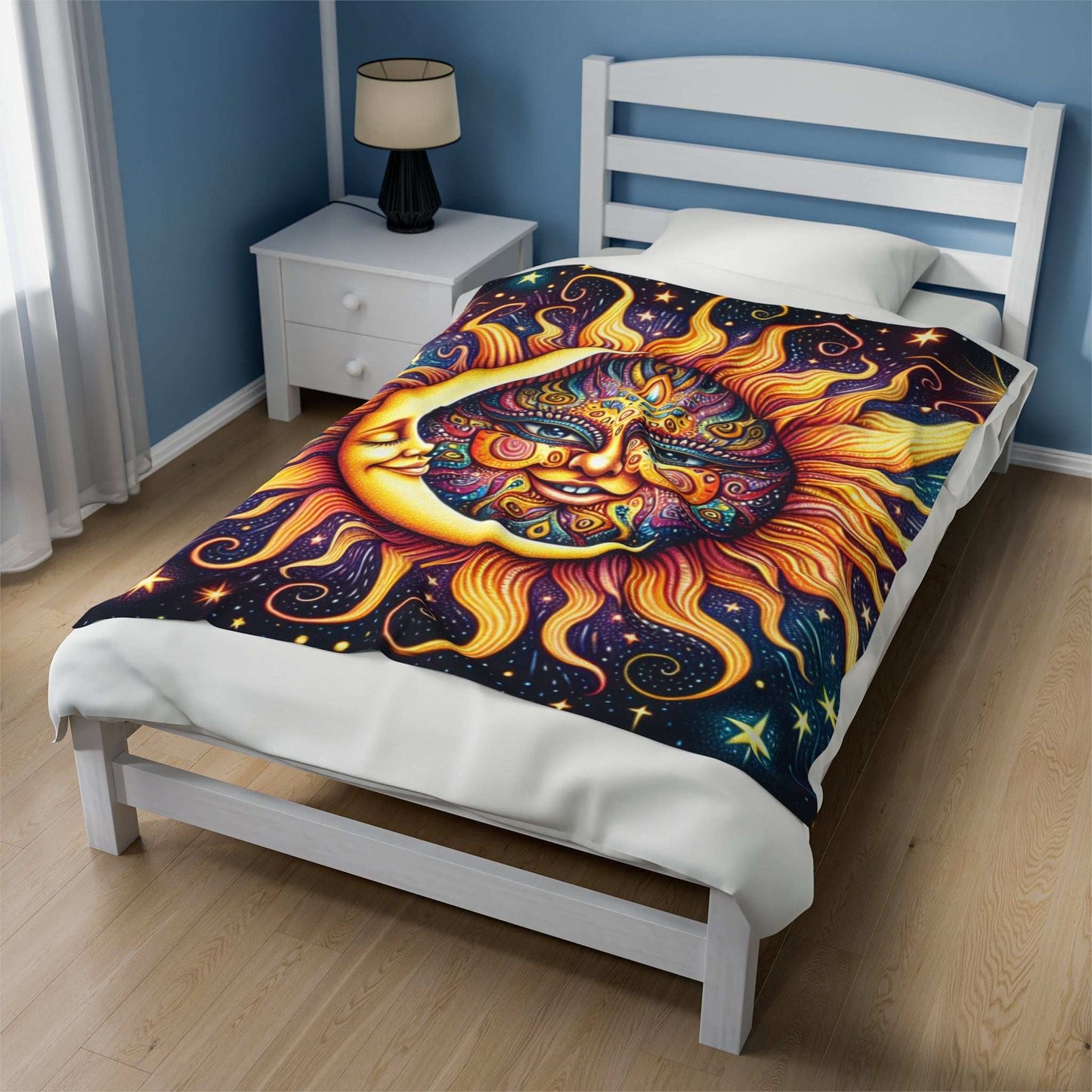 Celestial Sun & Moon Velveteen Plush Blanket - Cozy Throw for Comfort and Style