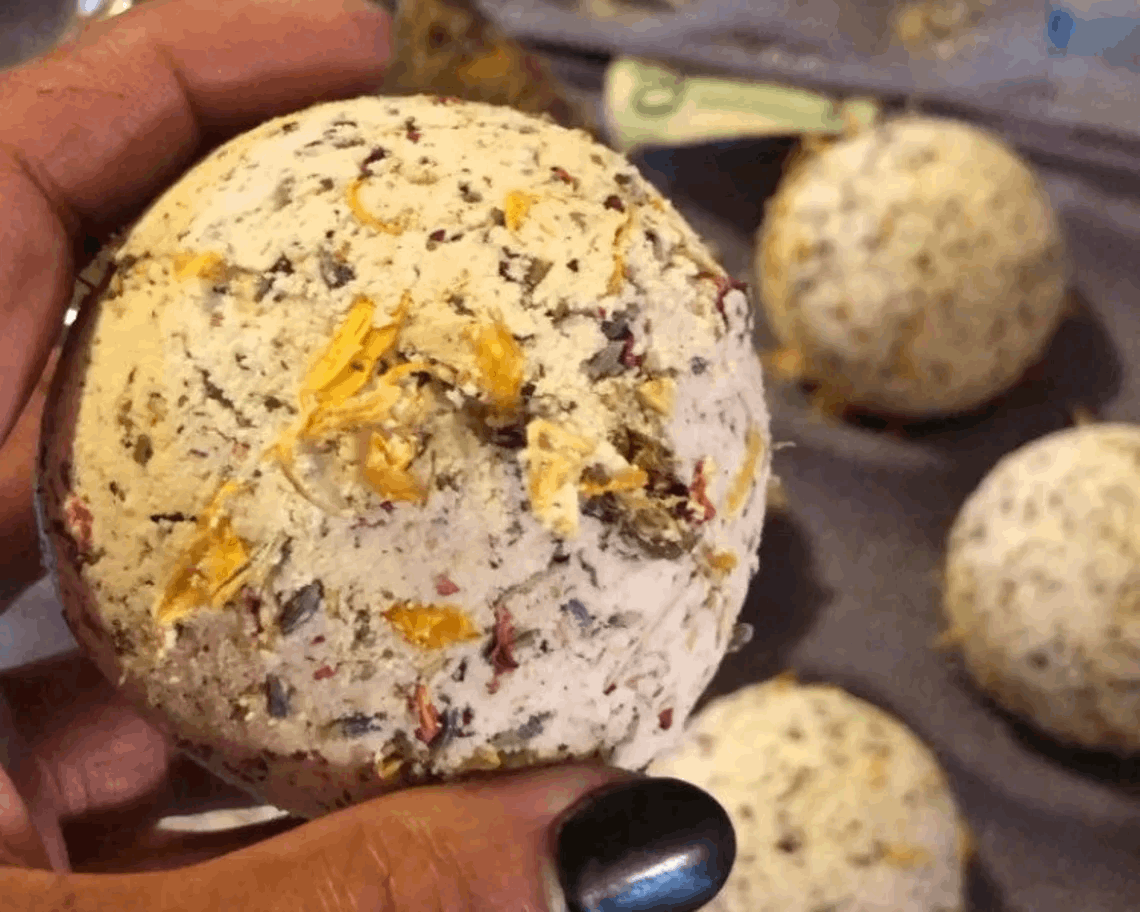 Luxury  Detox Bath Bomb